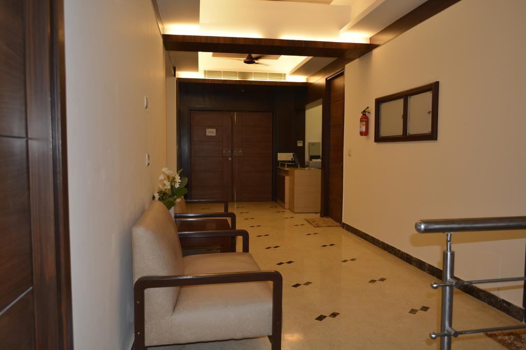 Hotel Mint Casa Nueva Delhi Exterior foto