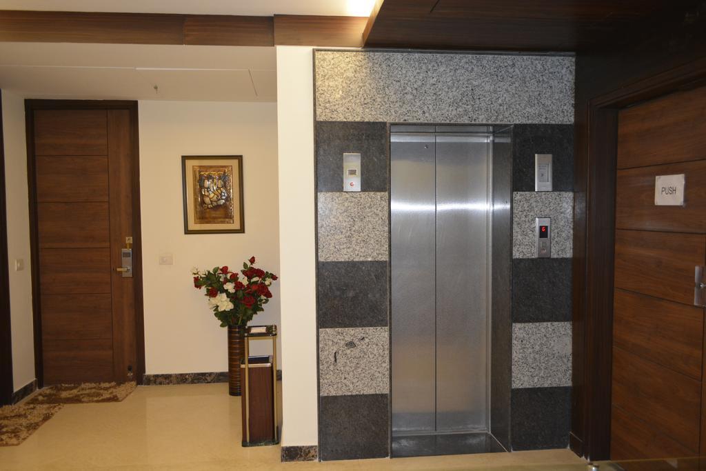 Hotel Mint Casa Nueva Delhi Exterior foto